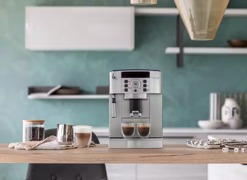 De'Longhi Magnifica S Automatic Espresso Machine